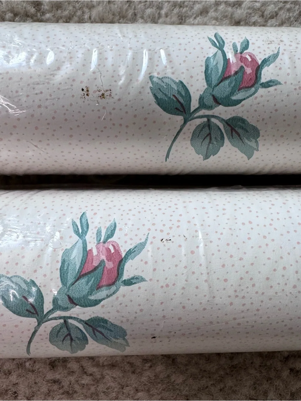 Croscill Floral Wallpaper in Pink Rose Buds Scrubbable Vintage
